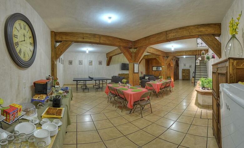 Hotel La Casa Del Laurel