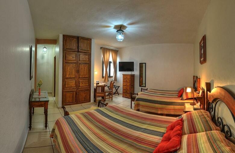 Hotel La Casa Del Laurel