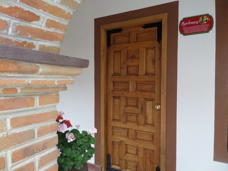 Hotel Casa De Vino