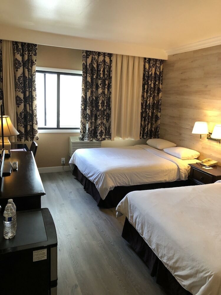 Garden Suite Hotel And Resort
