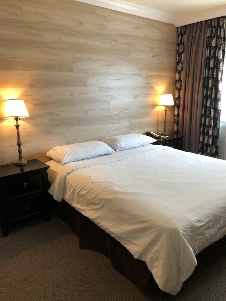 Garden Suite Hotel And Resort