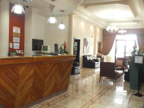 Hotel Puerta Del Sol