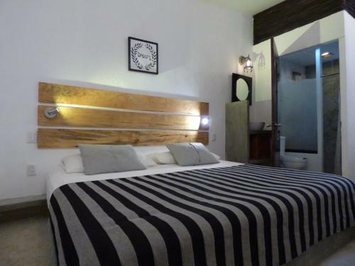 Hotel & Hostel El Punto
