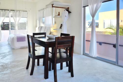 Aparthotel Villas Geminis Condohotel