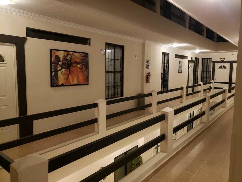 Hotel Esmeraldas
