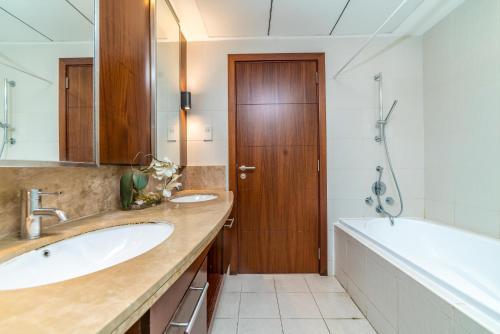 Apartamento Vacation Holiday Homes Downtown-standpoint