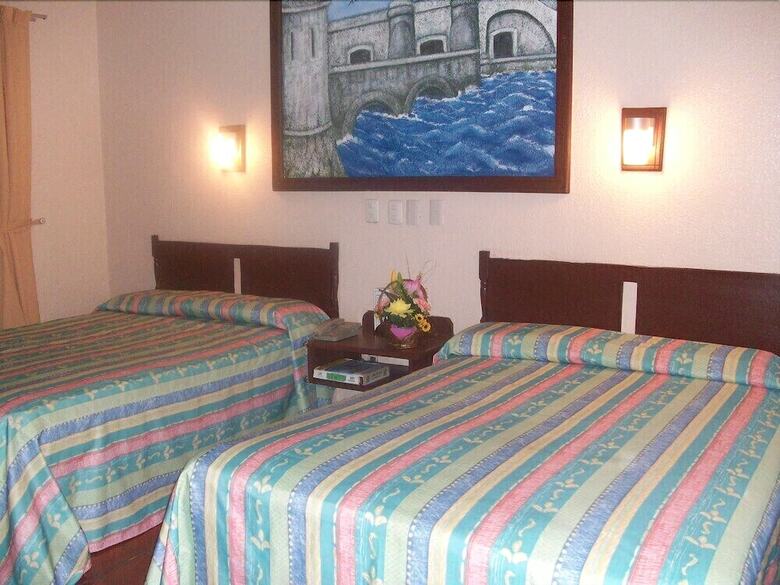 Hotel Kyrios
