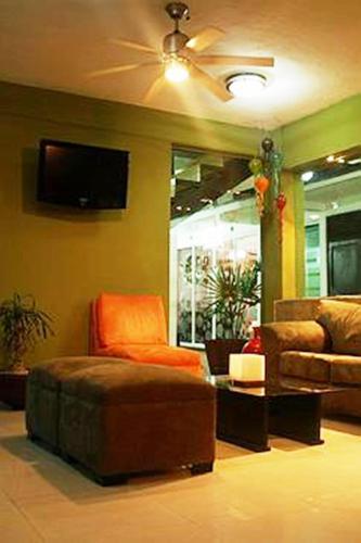 Hotel Santo Domingo Express