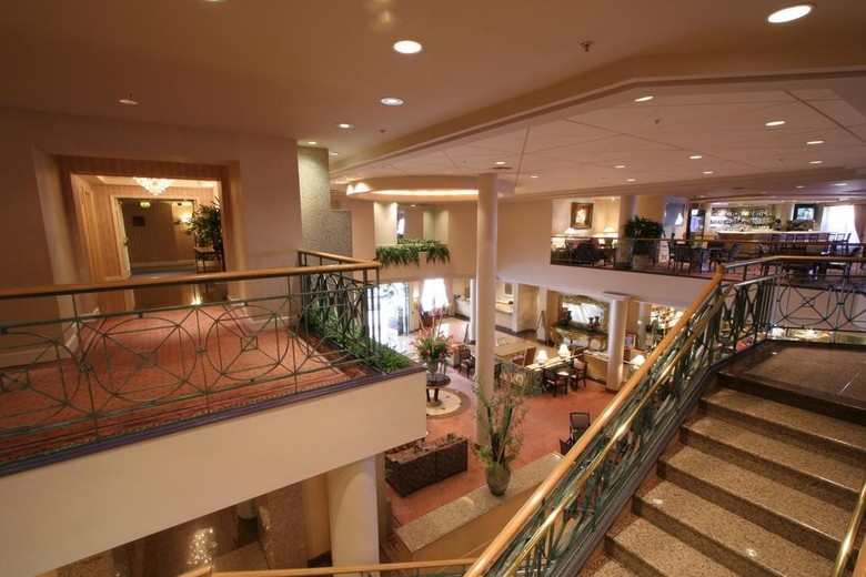 Oxford Palace Hotel