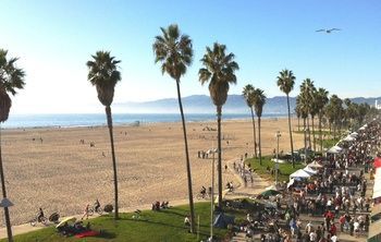 Venice Beach Suites & Hotel