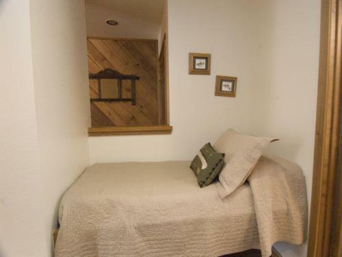 Hotel Snowcreek Resort