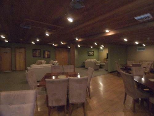 Hotel Snowcreek Resort