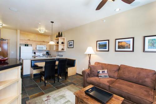 Sunstone Lodge By 101 Great Escapes