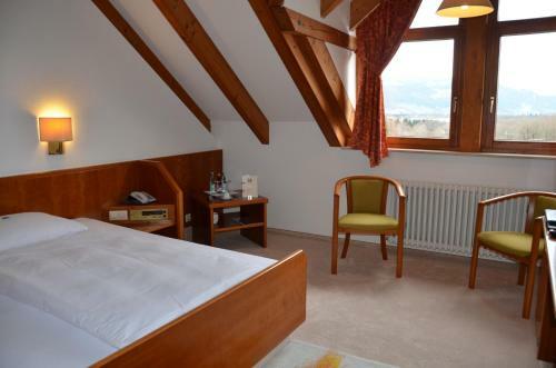Hostal Hotel Garni Reulein