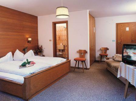 Hostal Gasthof Edelweiss