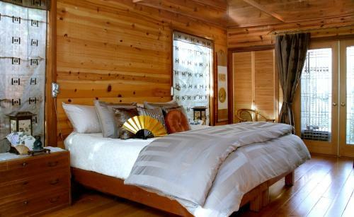 Bed & Breakfast Lotus Garden Cottages