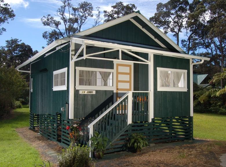 Lava Lodge At Hale Kilauea