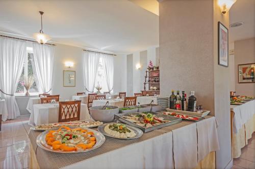 Hotel Albergo Rond�
