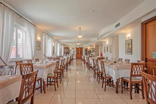 Hotel Albergo Rond�