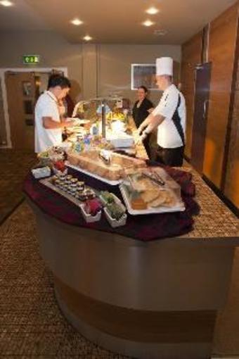 Best Western Summerhill Hotel And Suites
