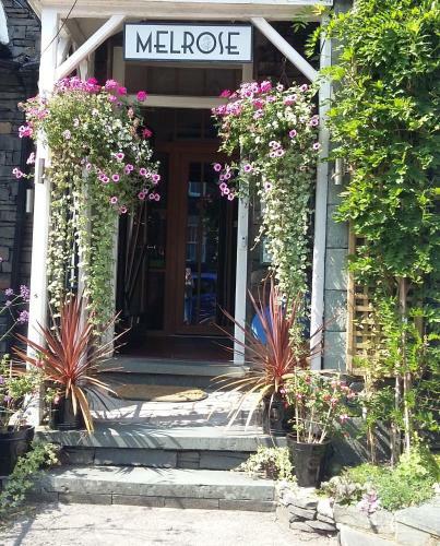 Hostal Melrose Guesthouse