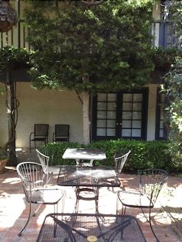 Hotel Merritt House Inn