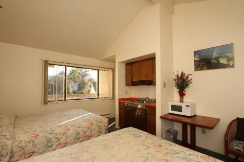 Motel Monterey Fireside Lodge