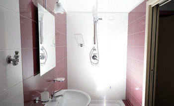 Hostal Acropolis