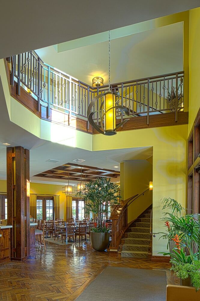 Hotel Abrego