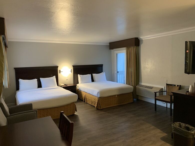 Hotel Stargazer Inn And Suites