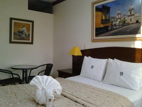 Hostal El Escudero Lodge