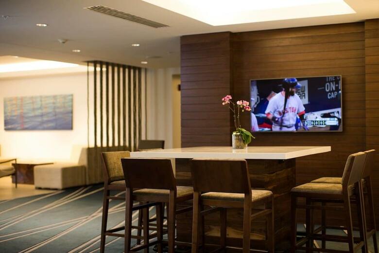 Hotel Newport Marriott