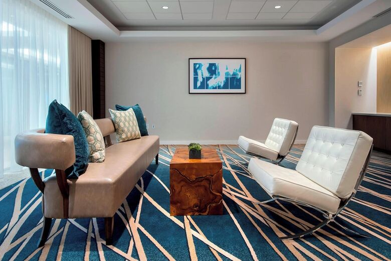 Hotel Newport Marriott