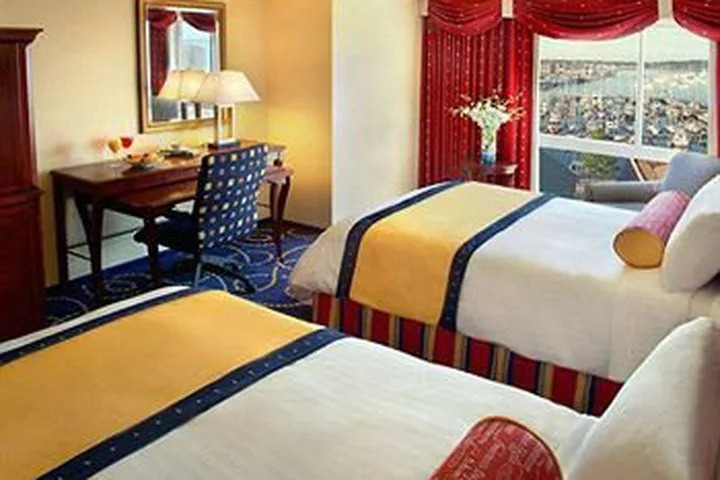 Hotel Newport Marriott