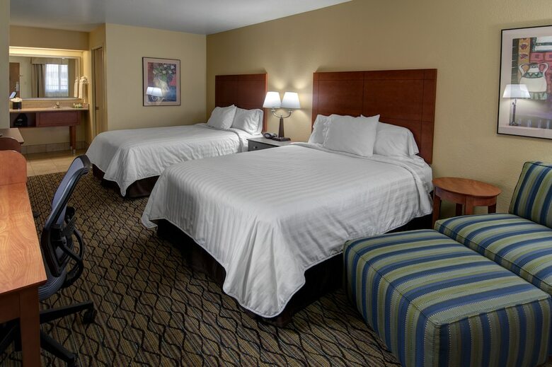 Hotel Days Inn And Suites Scottsdale