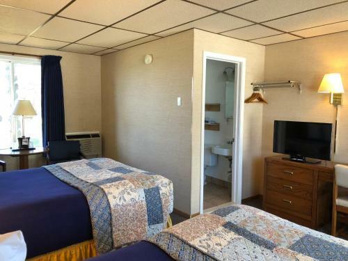 Riviera Motel