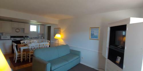 Sunrise Beach Motel