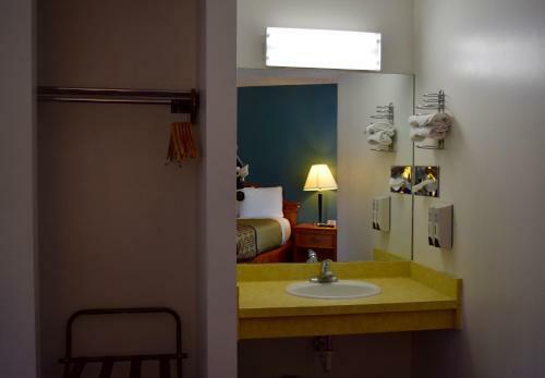 Snelling Motor Inn