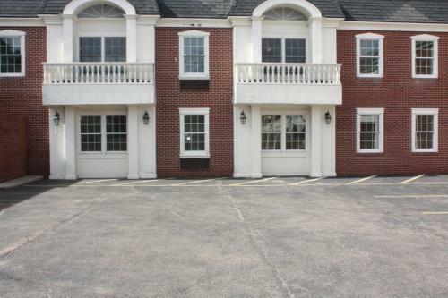 Hotel Mansion View Inn & Suites