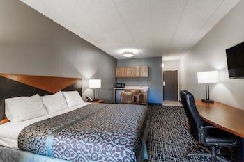 Hotel Westfield Inn & Suites