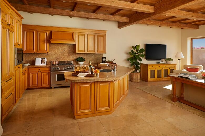 Hotel Resort At Pelican Hill