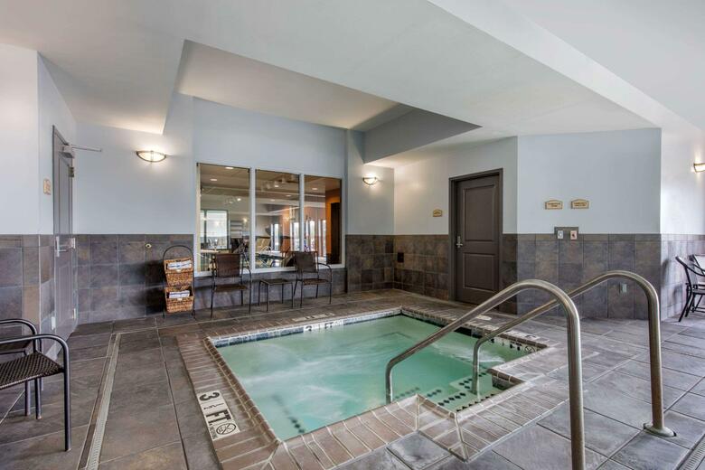 Hotel Comfort Suites Jackson