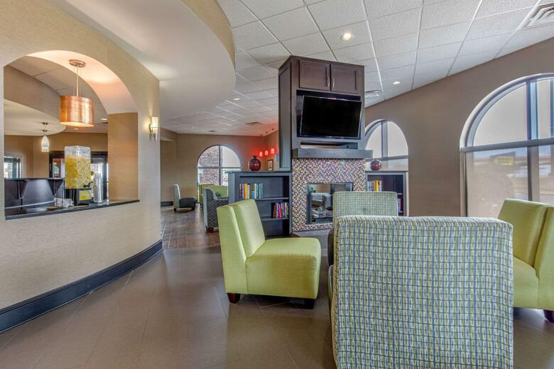 Hotel Comfort Suites Jackson