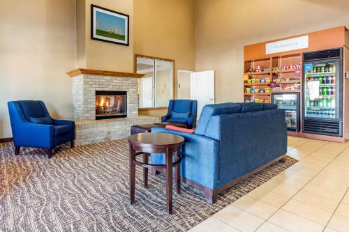 Hotel Comfort Suites Normal