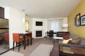 Hotel Residence Inn By Marriott Bloomington