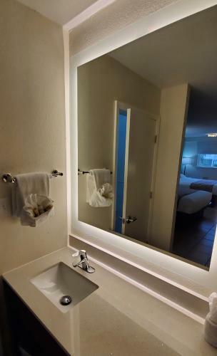 Beachside Resort Hotel