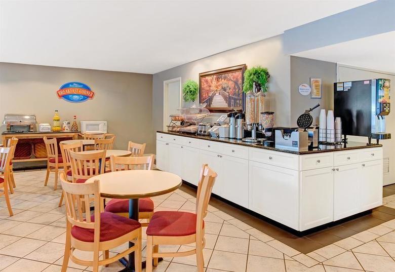Motel Baymont Inn And Suites - Murfreesboro