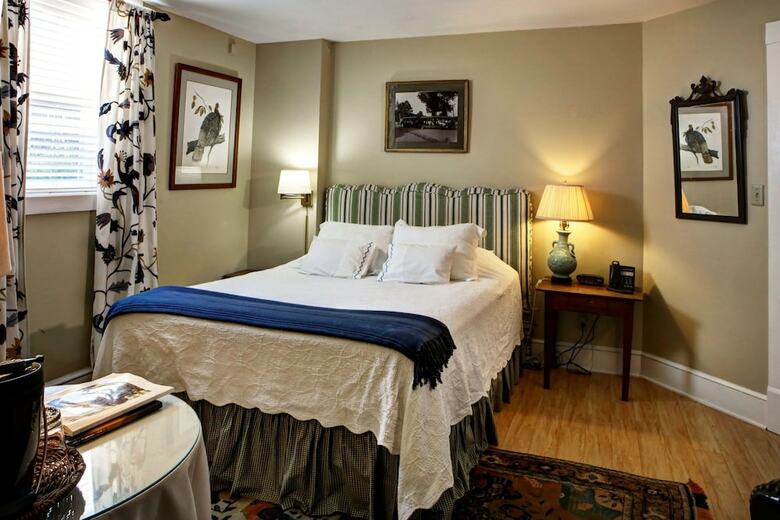 Bed & Breakfast 200 South Street Inn