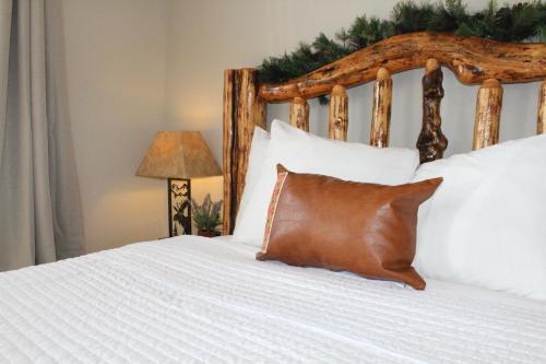 Evergreen Motel