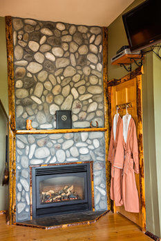 Lodge Bar N Ranch